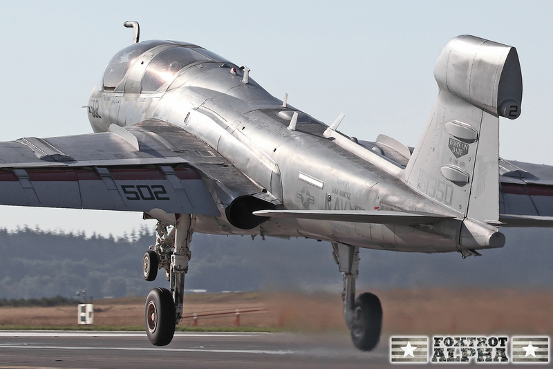 Illustration for article titled The Navy's EA-6B Prowler Completes Its Final Carrier Cruise